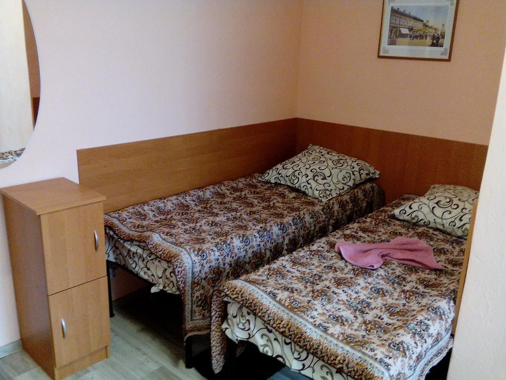 Hostel On Flotska อิวาโน-ฟรานกิฟสเก ภายนอก รูปภาพ